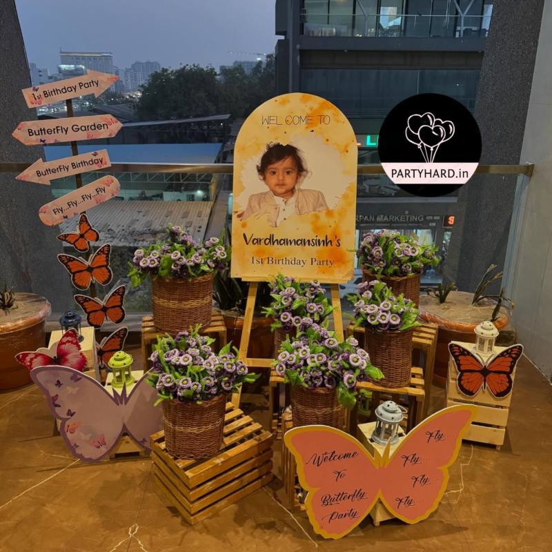 Customise Theme decor